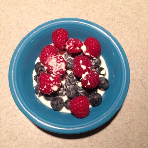 Healthy Low Carb Berries and Cream